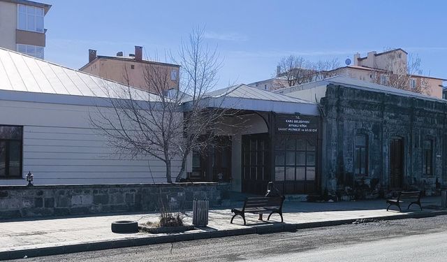 Kars'ta 'Aynalı Köşk' davasının duruşmasında gerginlik