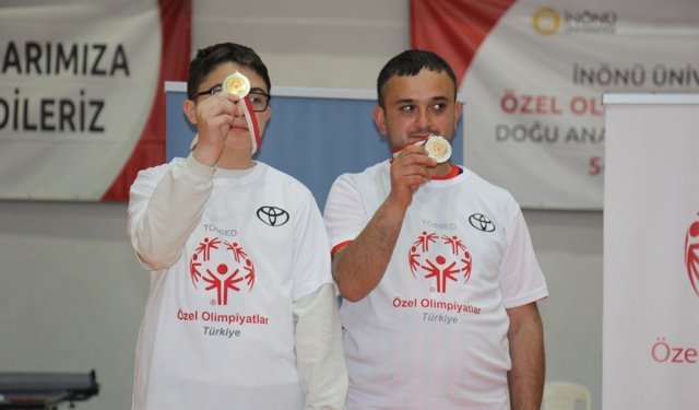 Malatya'da özel sporcular sahada iz bıraktı