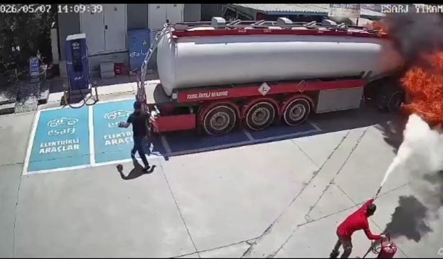 Muğla'da mazot yüklü tankerin alev aldığı anların görüntüsü ortaya çıktı