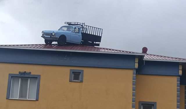 Niğde'nin köyünde Karadeniz'i aratmayan tutku; evin çatısına Anadol yerleştirdi