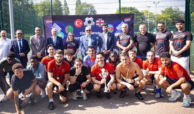 The Last Ottomans Londra Başkonsolosluk Kupası’nı Kazandı