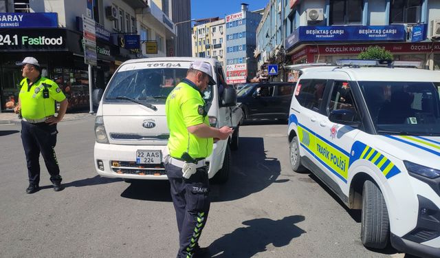 2 gün üst üste kasksız yakalanan motosiklet sürücüsüne 7 bin 500 lira ceza