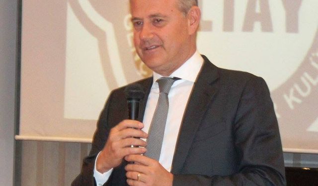 Altay'da yeni rota Mahmut Özgener