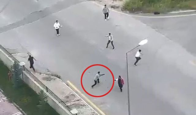 Ankara'da 1 kişinin yaralandığı silahlı kavga kamerada