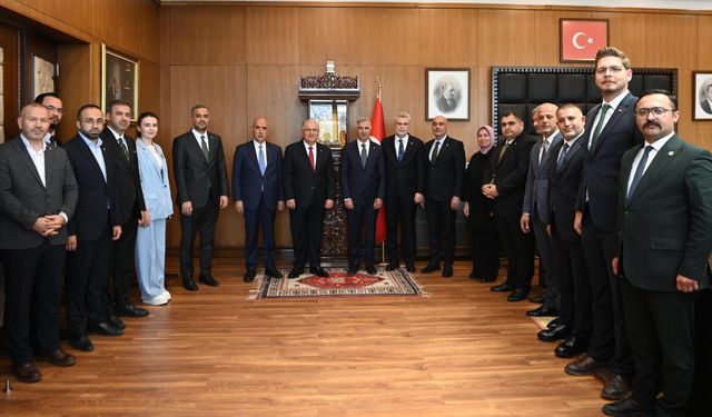 Bakan Güler, Kahramanmaraş'ta birlikleri denetledi (4)