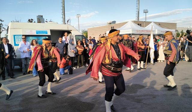 Bakan Memişoğlu: İnsanlarımızın sporla ve egzersizle bedenlerini korumasını istiyoruz