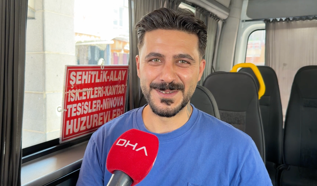 Diyarbakır sıcağında, minibüsüne kurduğu 'sulu klima' ile yolcularını serinletiyor