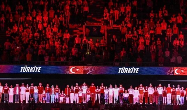 Filenin Sultanları'na hologram tribün desteği