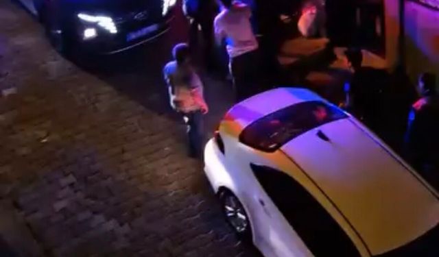 Kağıthane'de uyuşturucu operasyonunda dayı ve abi şüpheliyi kaçırmaya çalıştı; sokak karıştı