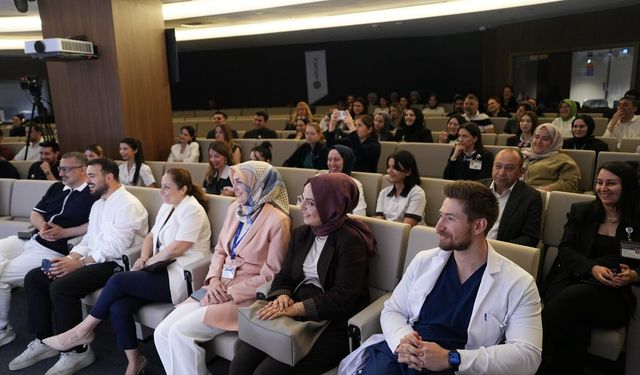 Medipol'de 'Hayata Yıllar, Yıllara Hayat Katmak' paneli düzenlendi