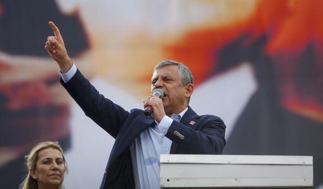 Özgür Özel: Biz buradayız, hiçbir yere gitmiyoruz / Ek fotoğraflar