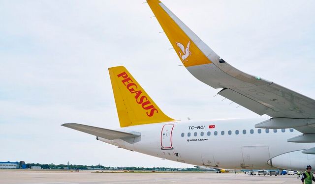 Pegasus, Londra Gatwick Havalimanı'na direkt uçuş başlattı