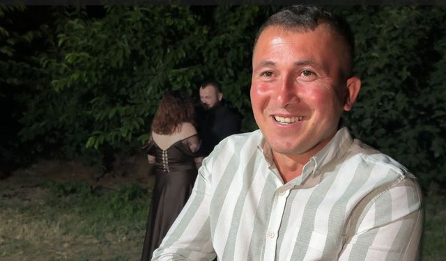 Bacağına yapışan keneyle önce arkadaşının nişanına ardından hastaneye gitti