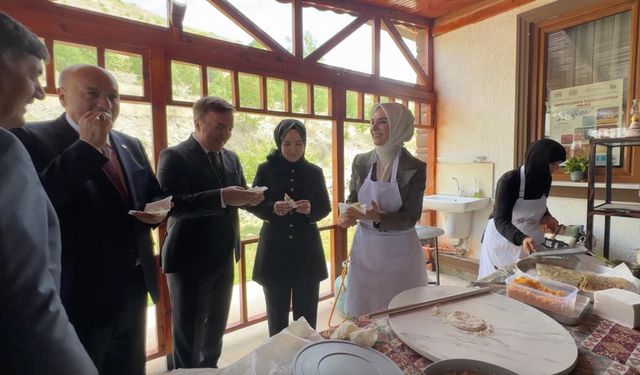Bakan Göktaş: 81 ilimize devletimizin şefkat elini uzatıyoruz (3)