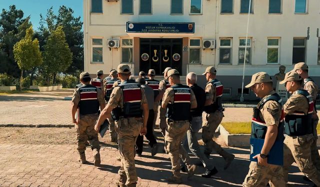 Batman'da 19 yıl önce bulunan cesetle ilgili 10 şüpheliye gözaltı (2)