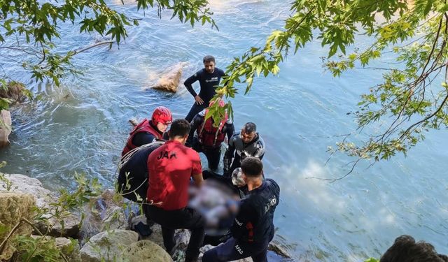Çayda kaybolan Ahmet'in 21'inci günde cansız bedeni bulundu / Ek fotoğraflar
