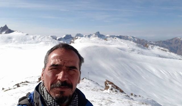Cilo Sat Dağı'nda kaybolan dağcıyı arama çalışmaları 3'üncü gününde (2)