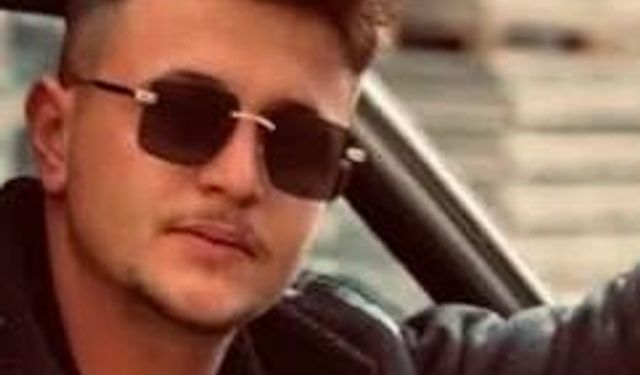 Manisa'da aydınlatma direğine çarpan motosikletin sürücüsü öldü