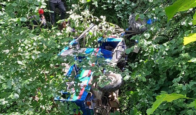 Ordu'da devrilen patpatın sürücüsü öldü