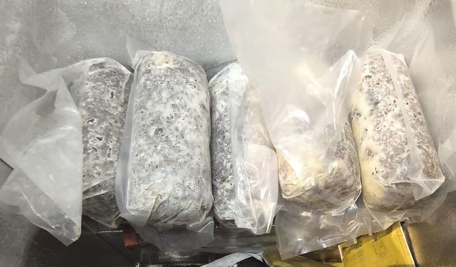Sakarya'da etiketsiz ve menşei belirsiz etlere el konuldu, işletmeye ceza kesildi