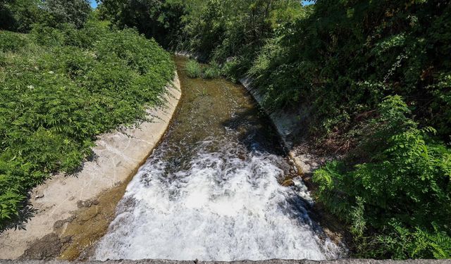 Sapanca Gölü'ne günlük 80 bin metreküp takviye su aktarımı başlatıldı
