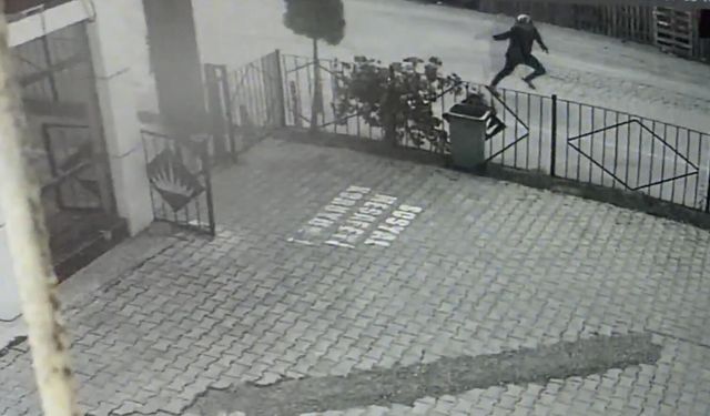 Servis araçları işletmecisine silahlı saldırıya ilişkin 3 gözaltı