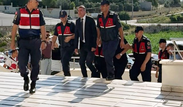 Silifke Belediyesi'nde rüşvet operasyonunda tutuklu sayısı 10'a yükseldi