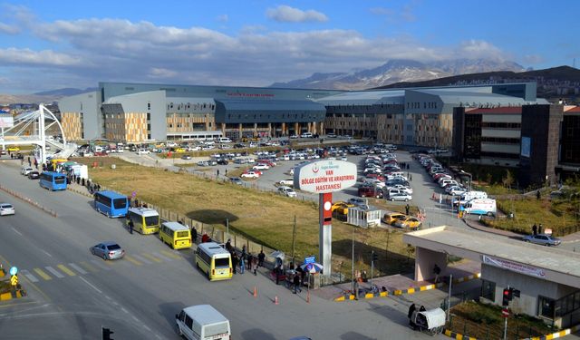 Van'da Tüp Bebek Merkezi'nin ilk gebelikleri yüz güldürdü