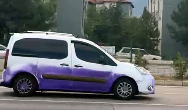 Araçları mora boyayan kimyasalın yola dökülmesine neden olan sorumlular hakkında soruşturma