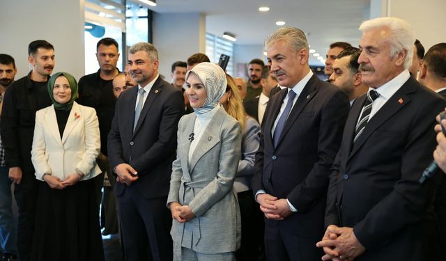 Bakan Göktaş: Yarım asırlık terör meselesini kalıcı çözüme kavuşturuyoruz (2)