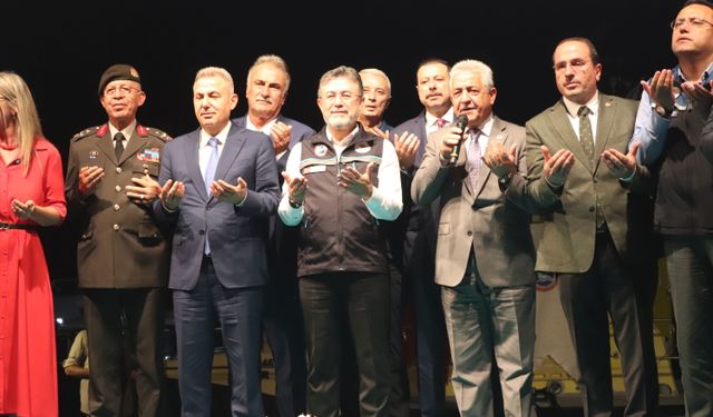 Bakan Yumaklı, İzmir'den 'Vira Bismillah' dedi