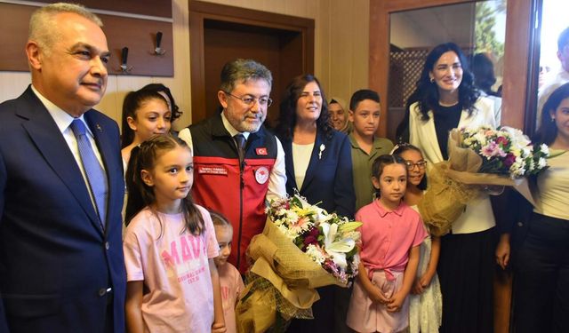 Bakan Yumaklı: Rekolte tahmini yaş incirde 388 bin, kuru incirde 94 bin ton