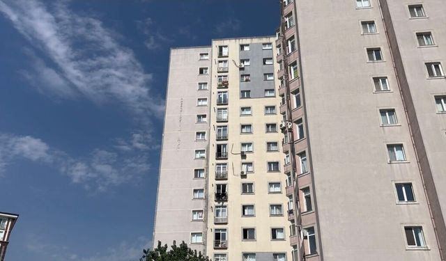 Beylikdüzü'nde komşularının haber alamadığı kadın evinde ölü bulundu