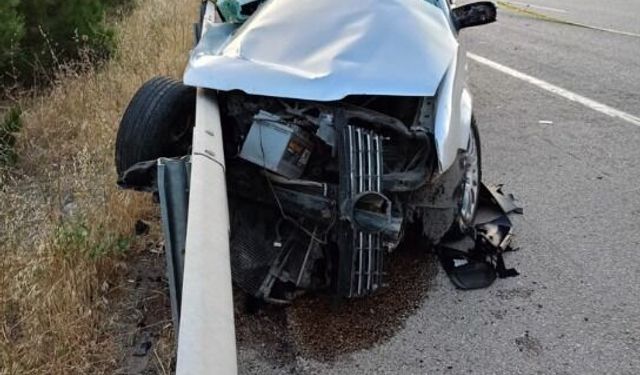 Kırıkkale'de otomobil, otobüse çarptı; 1 ölü