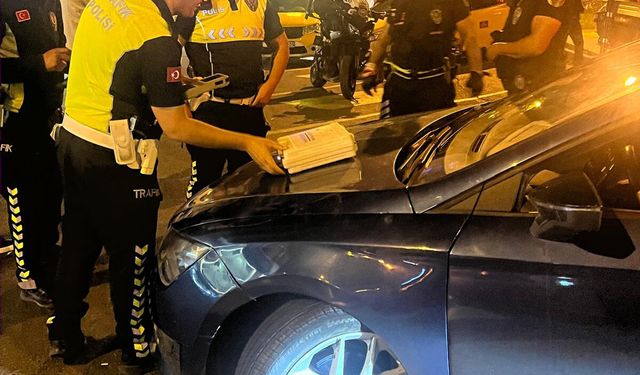 Kurye kazada öldü; alkollü otomobil sürücüsü gözaltına alındı