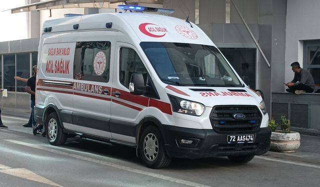 Otomobil takla attı: 2'si ağır, 6 yaralı