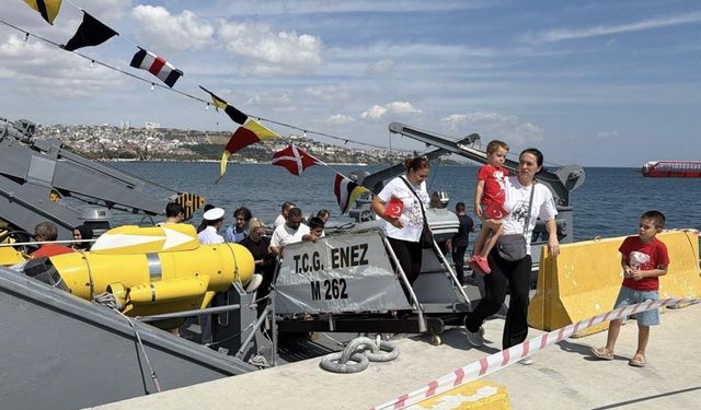 'TCG Enez' gemisi, Tekirdağ'da ziyarete açıldı