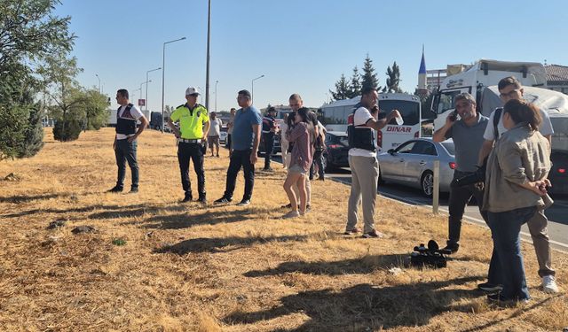 Yolcu otobüsü devrildi: 22 yaralı