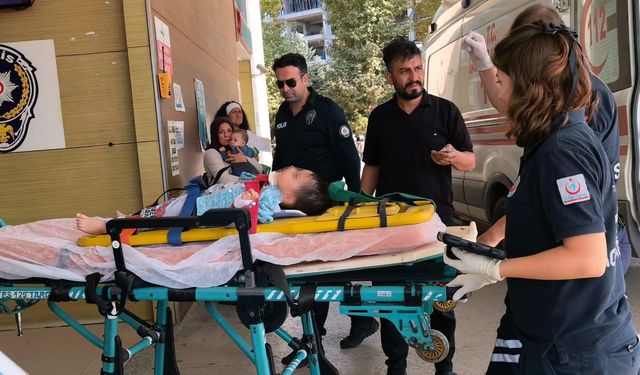 3'üncü kat penceresinden düşen Ali, ağır yaralandı