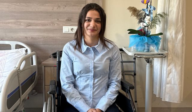 6'ncı kattan düşen, doktorların 'yürüyemez' dediği üniversiteli Ceylan, ayağa kalktı
