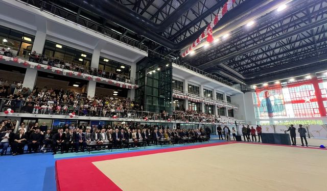 Bakan Bak: Türkiye Cimnastik Federasyonu binası ve cimnastik salonu 2 yılda tamamlandı
