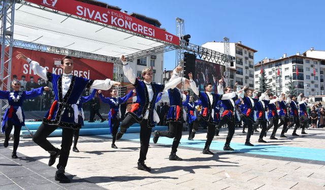 Bakan Yumaklı: 107 yıl önce istiklal için ayağa kalkan Türkiye, bugün istikbalini inşa ediyor / Ek fotoğraflar