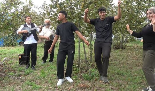 Fındık işçilerine 'çalgılı mola'