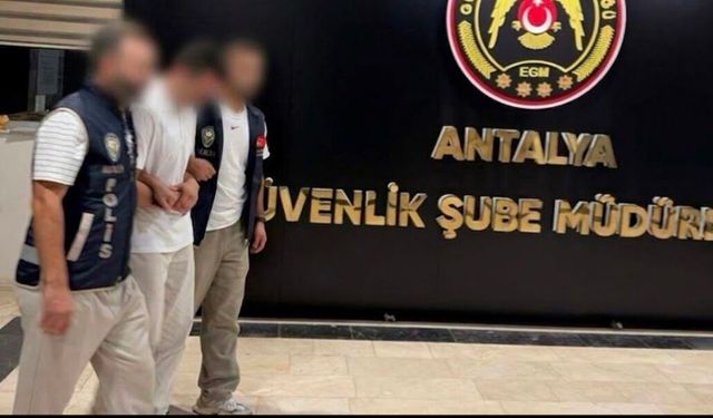 Gazeteci Kemal Öztürk'ü hedef gösteren şüpheli, Antalya'da gözaltına alındı