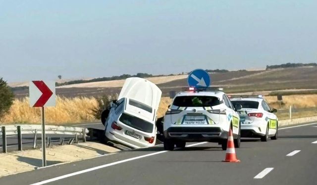 Gurbetçi aile kaza yaptı; 4 yaralı