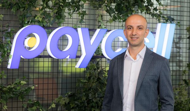 Paycell, temassız ödeme seçeneklerine Sticker Kart'ı ekledi