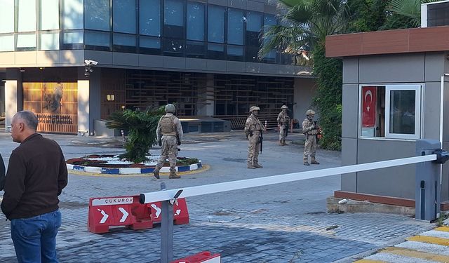 Adana'da Çukurova Belediyesi'ne operasyon: 44 gözaltı