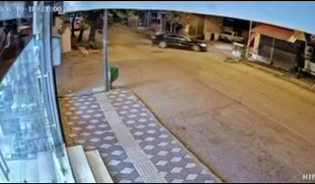 Adıyaman'da 2 kişinin yaralandığı kaza kamerada