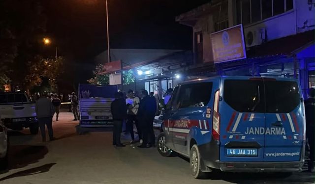 Akrabalarının kavgasını ayırırken kuzeni tarafından vurulan polis öldü