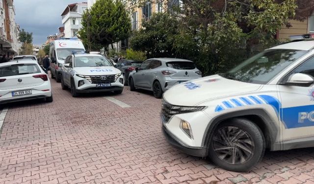 Avcılar'da bıçaklı kavganın ardından cipin çarptığı 3 kişi yaralandı; 5 tutuklama